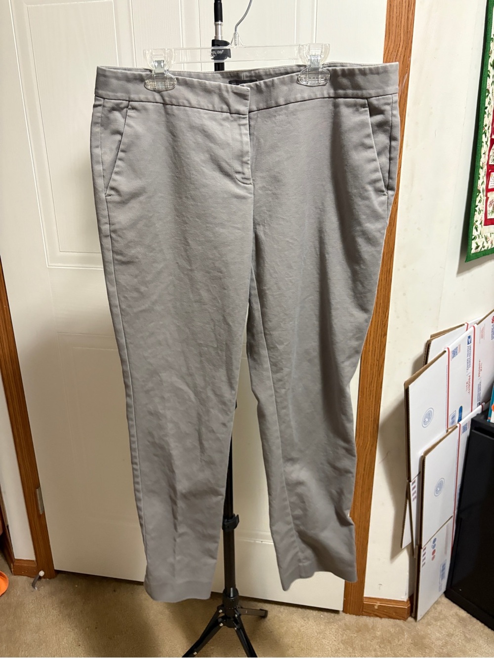 Vince Camuto Light Gray Straight-Leg Trousers